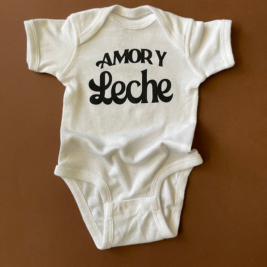 AMOR Y LECHE